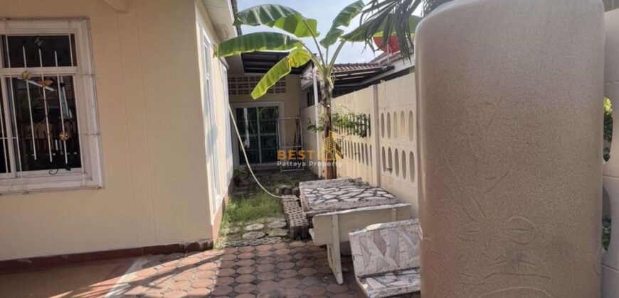 H010015 – East Pattaya Townhouse For Sale