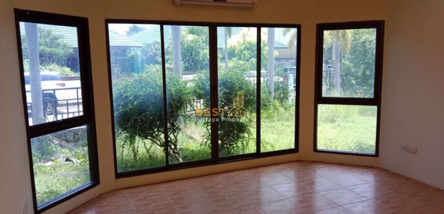 H010024 – East Pattaya Villa / Single House For Sale