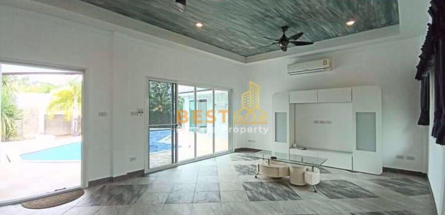 H010037 – East Pattaya Pool Villa For Sale