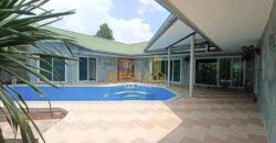 H010037 – East Pattaya Pool Villa For Sale