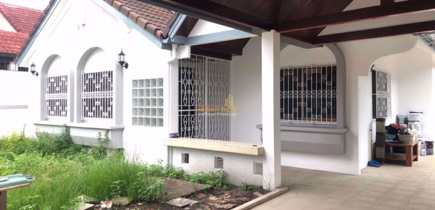 H010048 – East Pattaya Townhouse For Sale