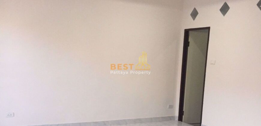 H010073 – East Pattaya Townhouse For Sale