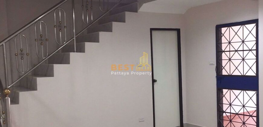 H010073 – East Pattaya Townhouse For Sale