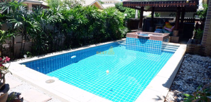 H010082 – East Pattaya Pool Villa For Rent