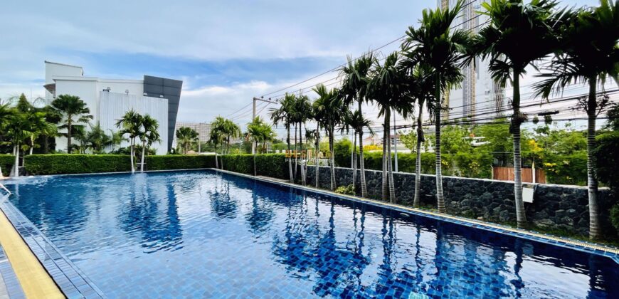 C010096 – Jomtien Condo For Sale