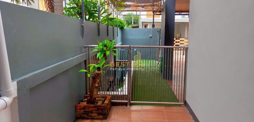 H010110 – East Pattaya Villa / Single House For Sale