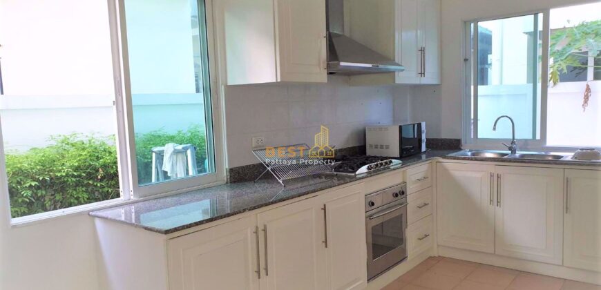 H010113 – East Pattaya Pool Villa Sale – Rent