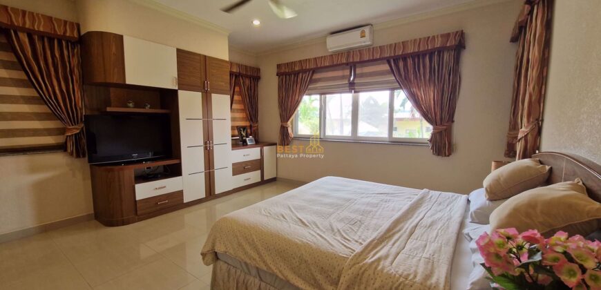 H010114 – East Pattaya Pool Villa For Sale