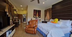 H010114 – East Pattaya Pool Villa For Sale