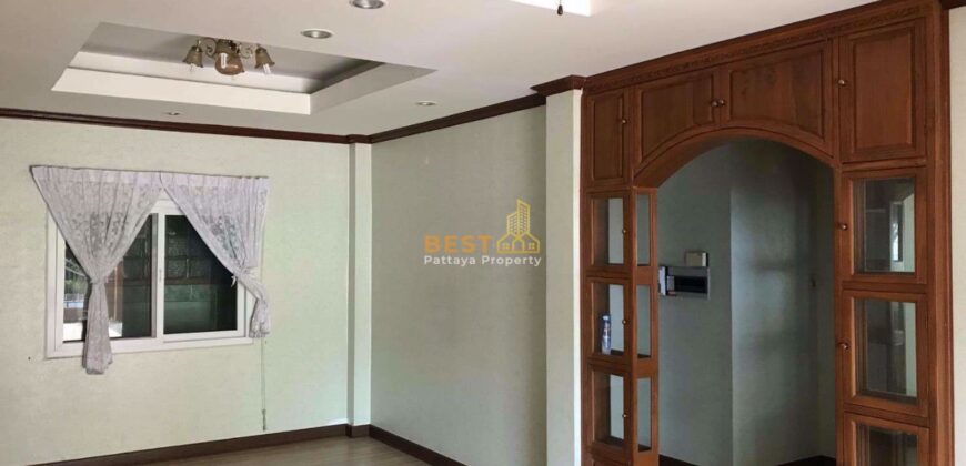 H010115 – East Pattaya Villa / Single House For Sale