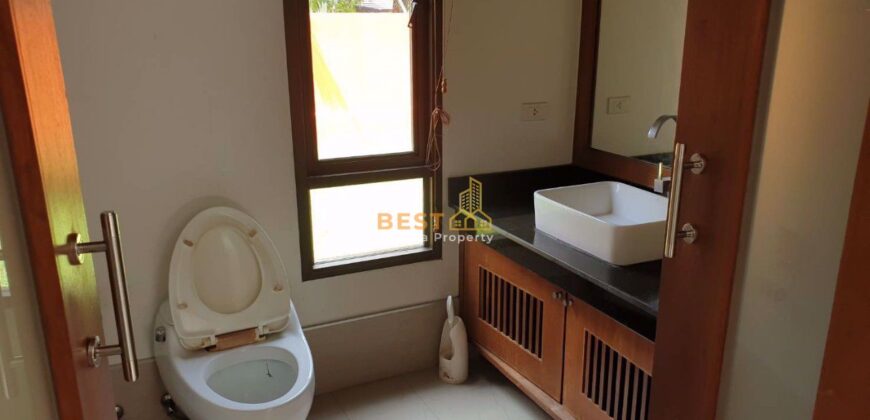 H010116 – East Pattaya Pool Villa For Sale