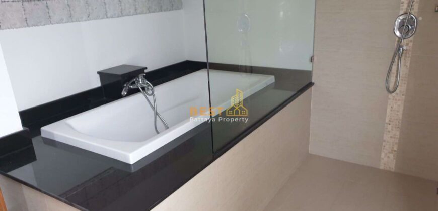 H010116 – East Pattaya Pool Villa For Sale