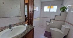 H010118 – East Pattaya Pool Villa For Sale