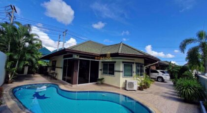 H010118 – East Pattaya Pool Villa For Sale