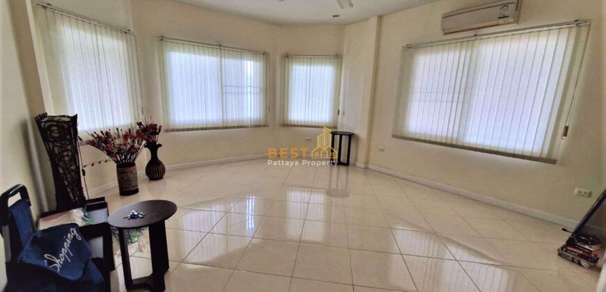 H010121 – East Pattaya Villa / Single House For Sale