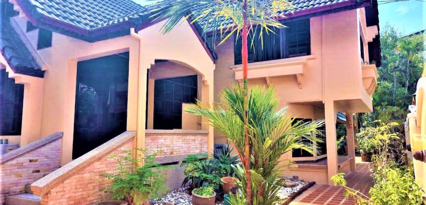 H010023 – Central Pattaya Villa / Single House For Sale