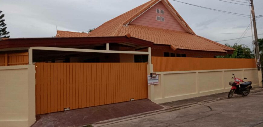 3 Bedrooms house for sale in East Pattaya