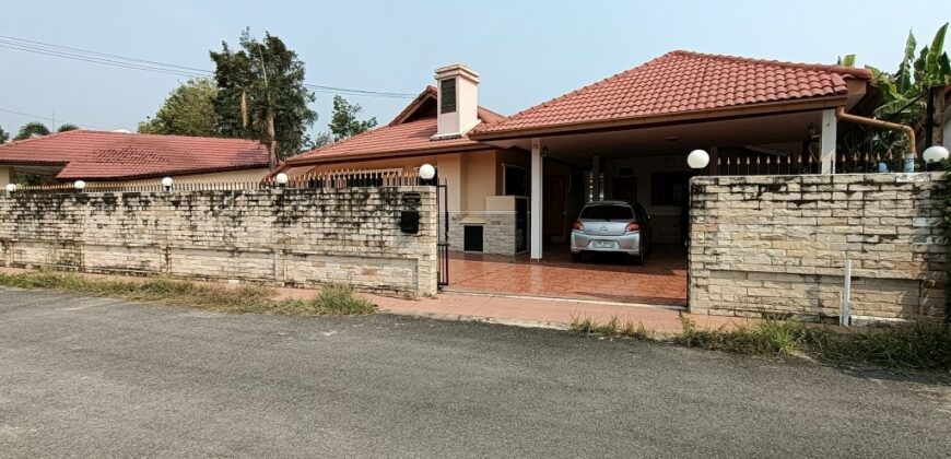 3 Bedroom House At Mabprachan Lake!