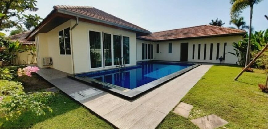 4 Bedroom House For Sale In Whispering Palms, Mabprachan Pattaya