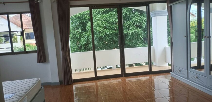 4 Bedroom House For Sale and Rent In Permsub Garden Resort, East Pattaya