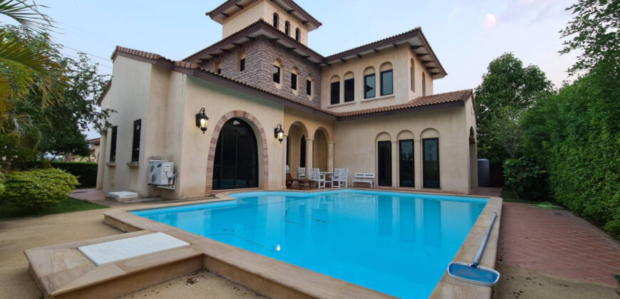 Luxury Pool Villa House For rent