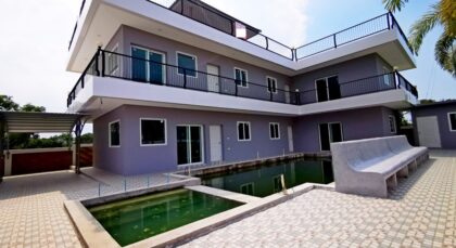 2 Storey House for sale at Phoenix Golf Course