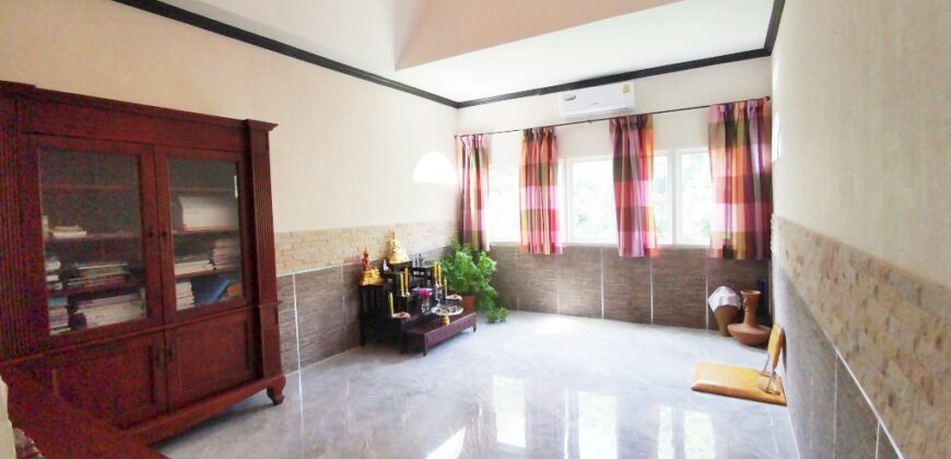 Country Estate for Sale in Bang Saray