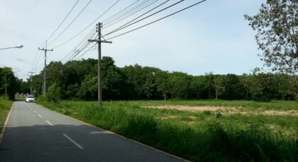 Land 400 Meters Of Na-Jomtien Beach