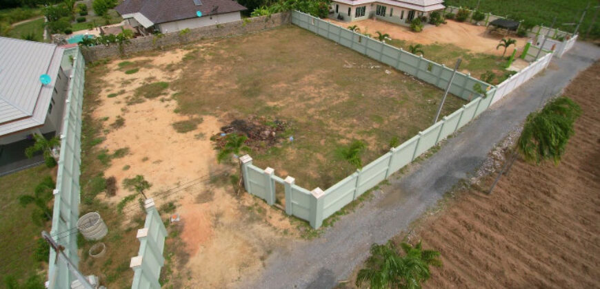 Building Plot  In Baan Amphur