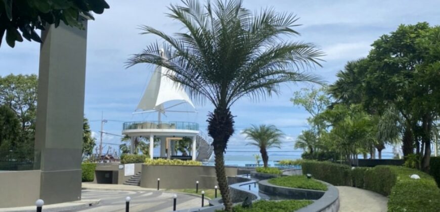 Unique beachfront-directed to Bang Saray Beach