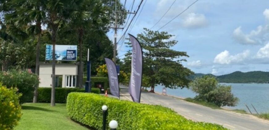 Unique beachfront-directed to Bang Saray Beach