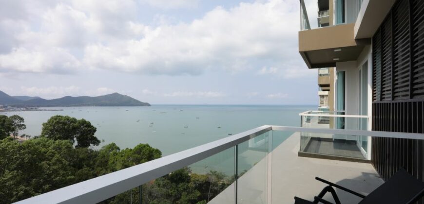 Unique beachfront condo for sale  Bang Saray Beach