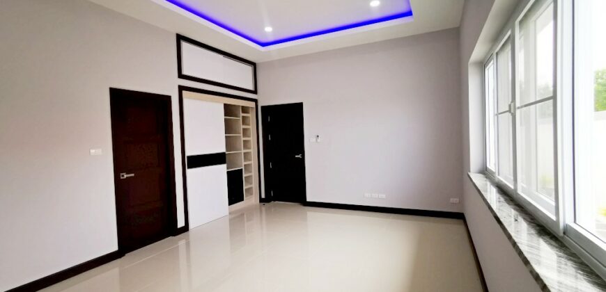 Brand new house for sale at Bangsaray