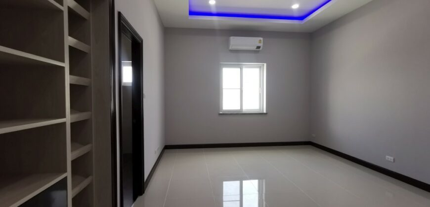 Brand new house for sale at Bangsaray