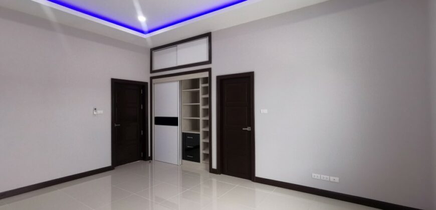 Brand new house for sale at Bangsaray