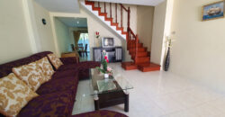 Townhouse 2 Bedroom for sale on Pratamnak Hill
