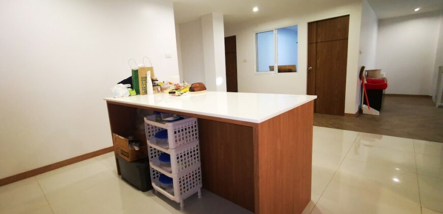 Home office for sale Central Pattaya