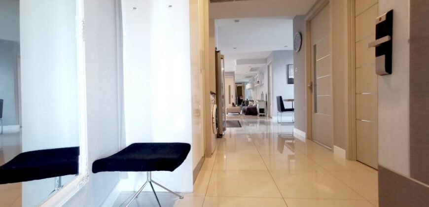 3 Bedrooms condo in Apus Central Pattaya