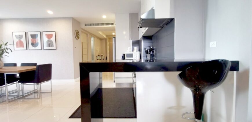 3 Bedrooms condo in Apus Central Pattaya