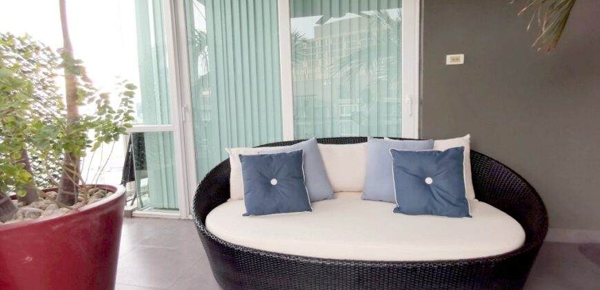 3 Bedrooms condo in Apus Central Pattaya