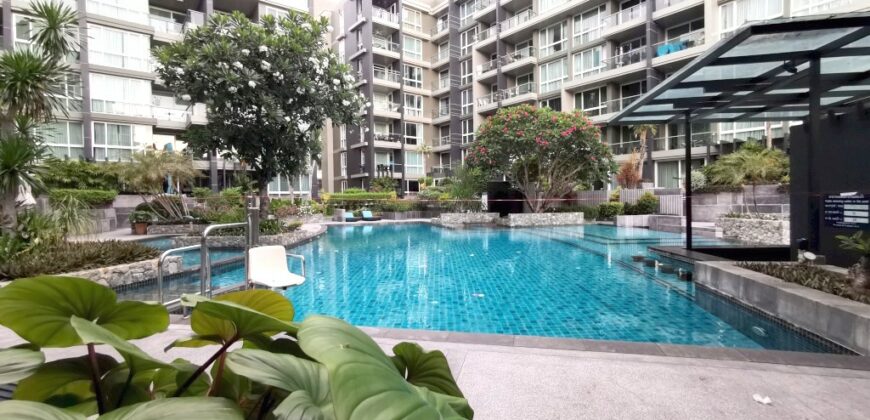 3 Bedrooms condo in Apus Central Pattaya