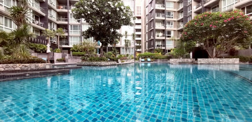 3 Bedrooms condo in Apus Central Pattaya