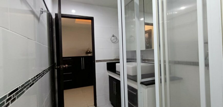 Sea view 2 bedrooms condo for in Central Pattaya