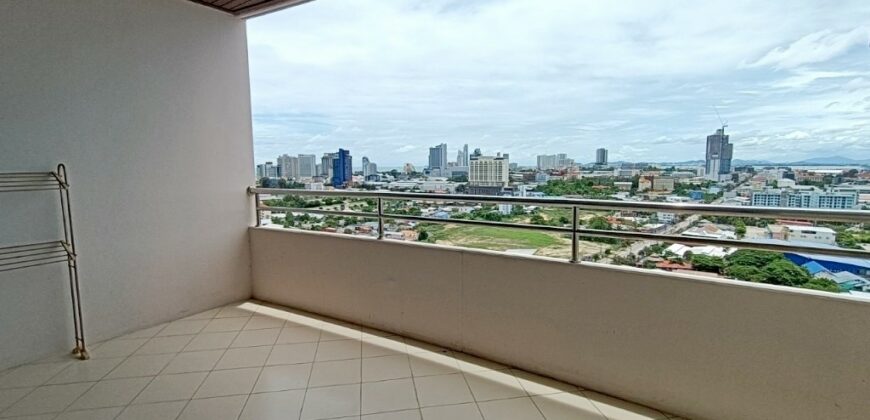 Sea view 2 bedrooms condo for in Central Pattaya