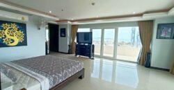 Sea view 2 bedrooms condo for in Central Pattaya