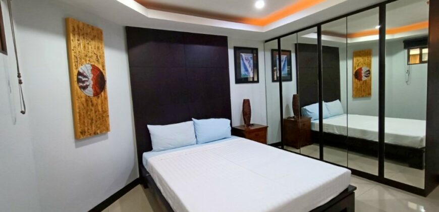 Sea view 2 bedrooms condo for in Central Pattaya