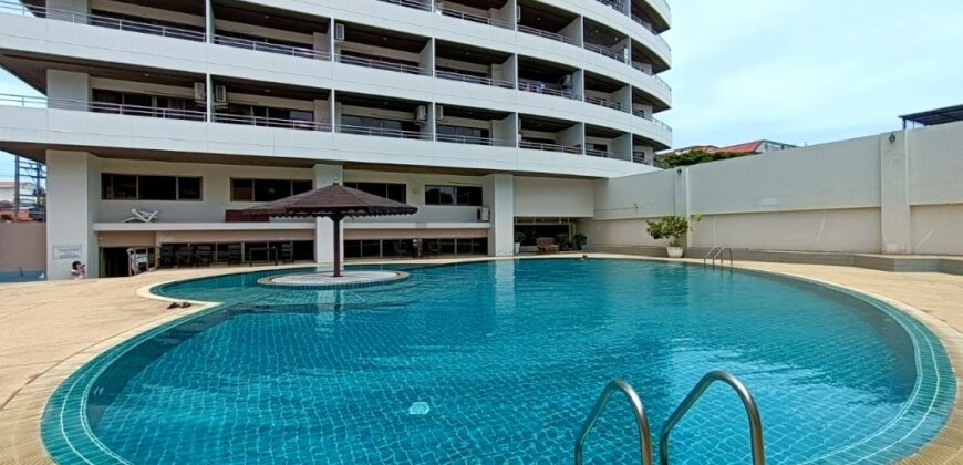 Sea view 2 bedrooms condo for in Central Pattaya