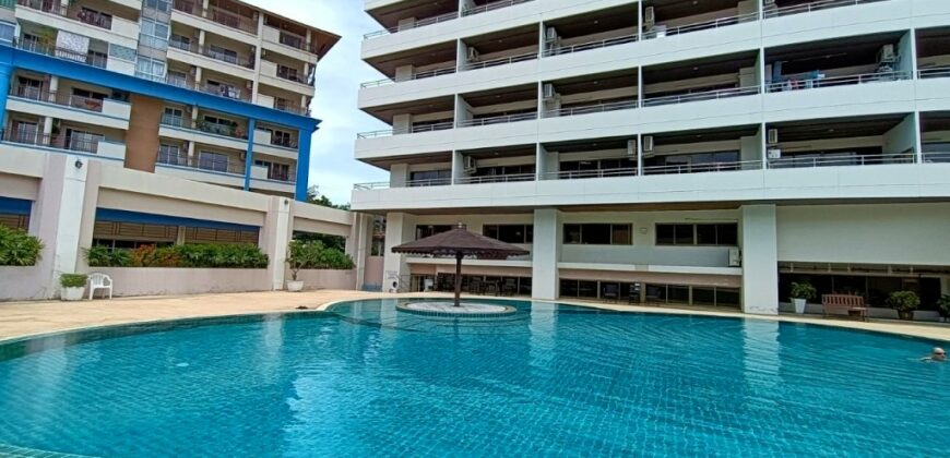 Sea view 2 bedrooms condo for in Central Pattaya