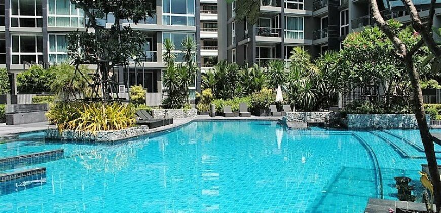 Pool view Condo for sale at Apus Condominium