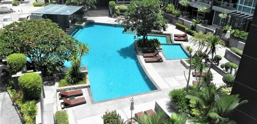 Pool view Condo for sale at Apus Condominium